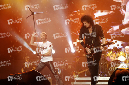 Jamie Moses, Paul Rodgers, Danny Miranda, Brian May, Roger Taylor