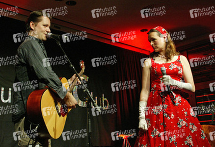 Nico Walser, Inge Schäkel