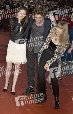 Kristen Stewart, Robert Pattinson, Catherine Hardwicke