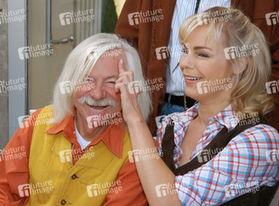 Jochen Baumert, Saskia Valencia