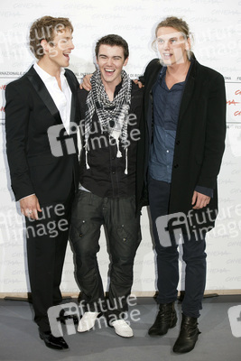 Charlie Bewley, Cameron Bright, Jamie Campbell Bower