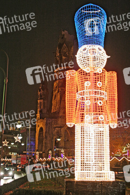 Nussknacker Modell an der Kaiser-Wilhelm-Gedächtniskirche