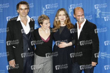 Sebastian Blomberg, Anamaria Marinca, Julie Delpy, Andro Steinborn