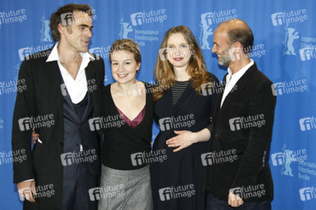 Sebastian Blomberg, Anamaria Marinca, Julie Delpy, Andro Steinborn