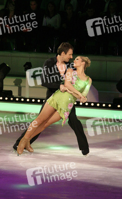 Ruth Moschner, Carl Briggs