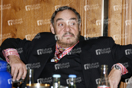 John Rhys-Davies
