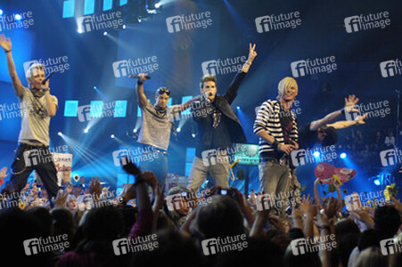 Richie Stringini, Mikel Johnson, Jay Khan, Chris Watrin, Izzy Gallegos