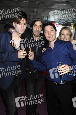 Jamie Burke, Mikki James