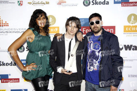 Cassandra Steen, Michael Wollny, Sido