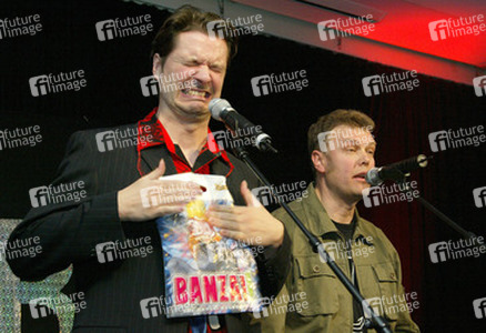 Nico Walser, Wolfgang Grieger