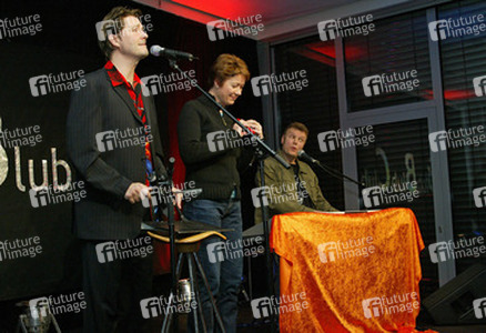 Nico Walser, Wolfgang Grieger