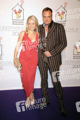 Nova Meierhenrich, Klaus Unrath