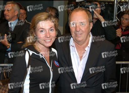 Vadim Glowna und Begleitung