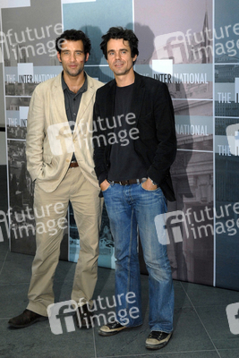 Clive Owen, Tom Tykwer