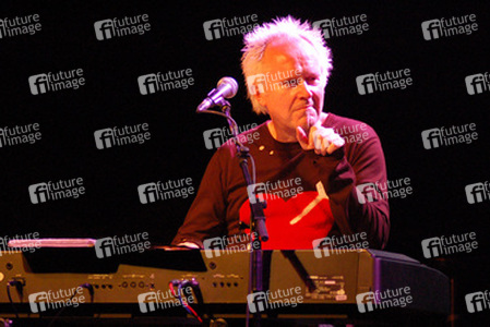 Howard Jones