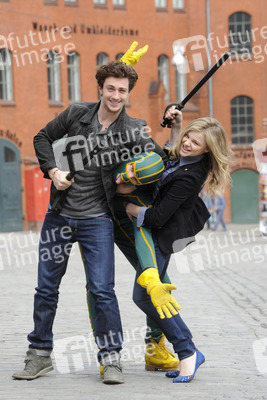 Aaron Johnson, Chloe Moretz