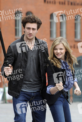 Aaron Johnson, Chloe Moretz