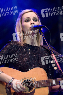 Amy Macdonald