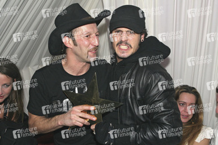 Robert Viktor Minich, Manuel Cortez