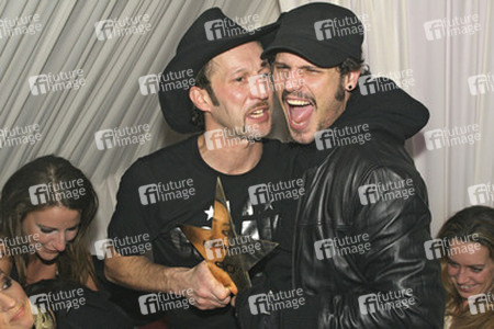 Robert Viktor Minich, Manuel Cortez