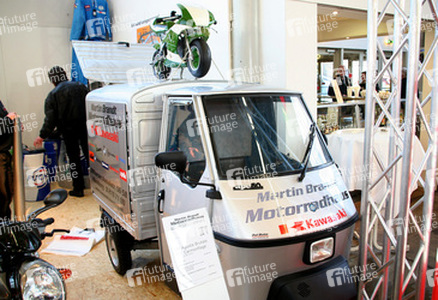 Vespa Piaggio Ape 50 Kasten Dreirad