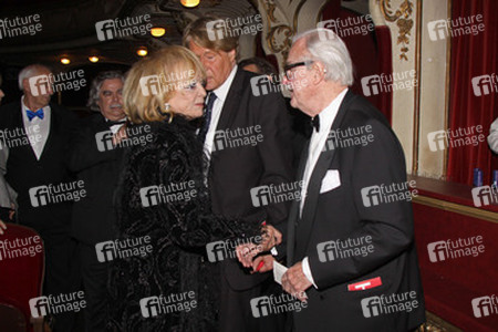 Gabriele Henkel, F.C. Gundlach