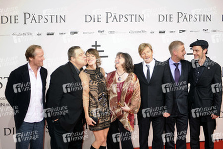 Ian Glen, John Goodman, Johanna Wokalek, Donna Woolfolk Cross, David Wenham, Sönke Wortmann, Anatole Taubman