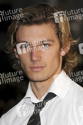 Alex Pettyfer
