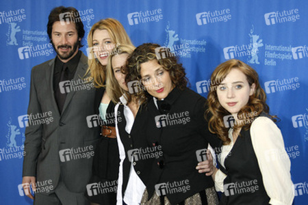 Keanu Reeves, Blake Lively, Robin Wright Penn, Rebecca Miller, Zoe Kazan