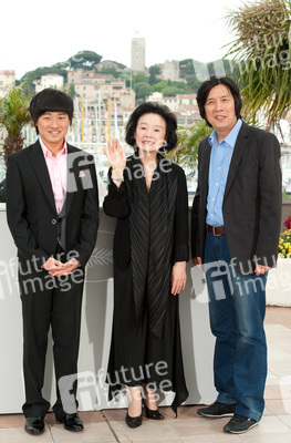 David Lee / Da-wit Lee, Yun Jung Hee / Jeong-hee Yoon, Chang-dong Lee