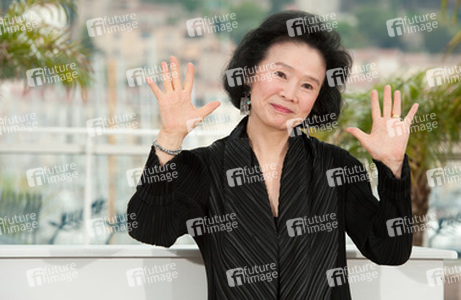 Yun Jung Hee / Jeong-hee Yoon