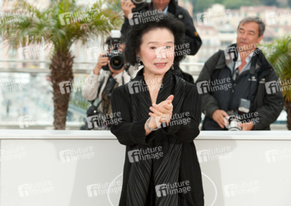 Yun Jung Hee / Jeong-hee Yoon