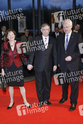 Horst Köhler mit Gattin Eva Luise Köhler, Jürgen Rüttgers