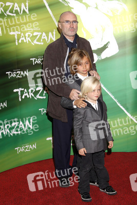 Phil Collins (Genesis) mit Söhnen Nicholas und Mathew