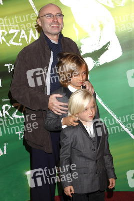 Phil Collins (Genesis) mit Söhnen Nicholas und Mathew