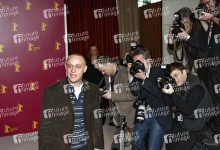Jürgen Vogel mit Fotografen