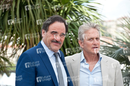 Oliver Stone, Michael Douglas