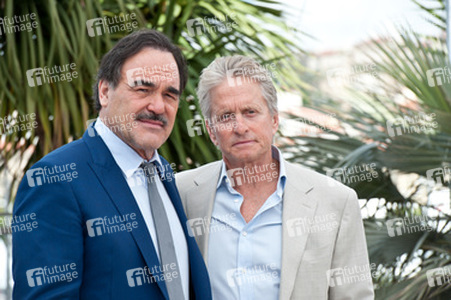 Oliver Stone, Michael Douglas