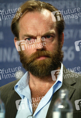 Hugo Weaving