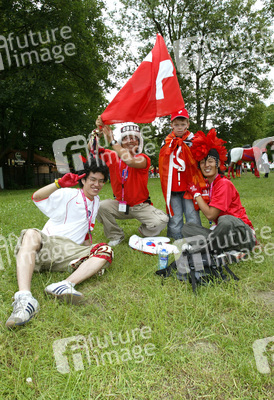 Fans aus Süd-Korea mit Schweiz Fan