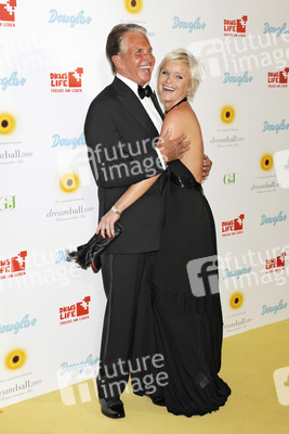 George Hamilton mit Freundin Barbara Sturm