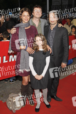 Jessica Schwarz, Anno Saul, Valeria Eisenbart, Mads Mikkelsen