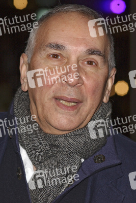 Frank Langella