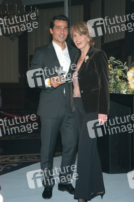 Erol Sander, Chrtista Maar