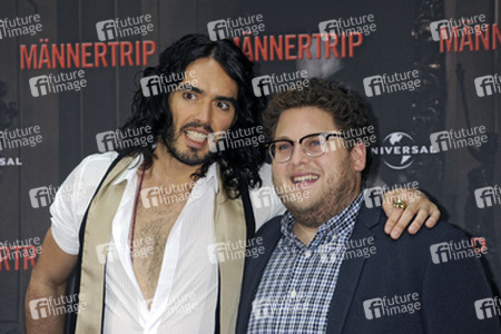 Russell Brand, Jonah Hil