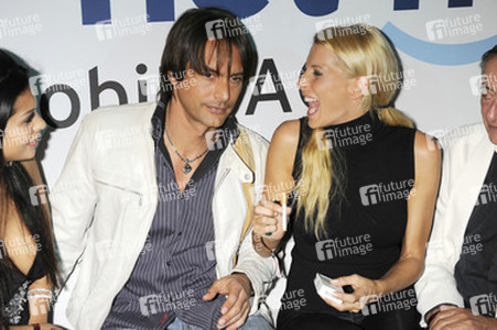 Markus Schenkenberg, Giulia Siegel