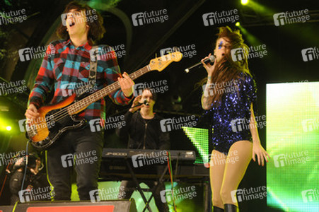 Christoph Deckert, Joe Walter Müller, Jennifer Weist (Jennifer Rostock)