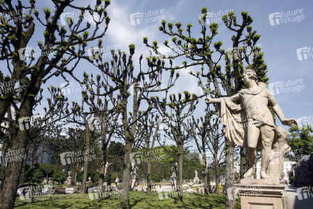 Statue von römischer Gottheit