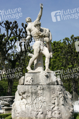 Figur am zentralen Springbrunnenbecken