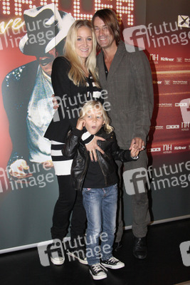 Janine Kunze mit Ehemann Dirk Budach und Tochter Lili